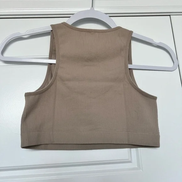 Garage Tank - Picture 4 of 4